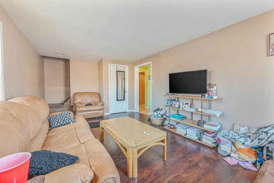 20 E Pine Street, Long Beach, NY 11561 - Image #3