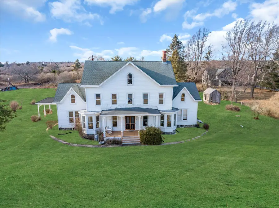 605 Halyoake Avenue, Orient, NY 11957 - Image #2