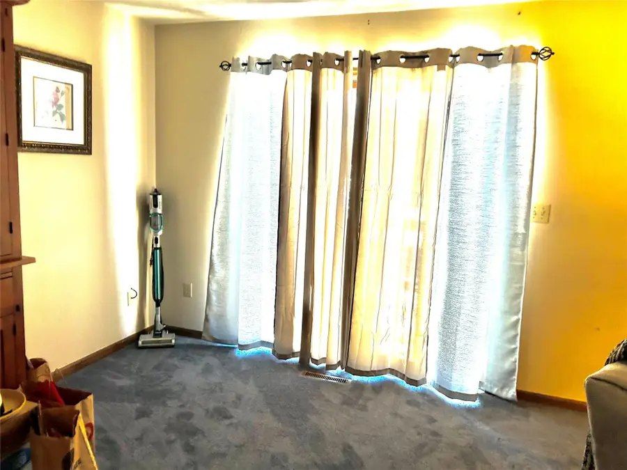 12 Ruby Circle, Poughkeepsie, NY 12603 - Image #3