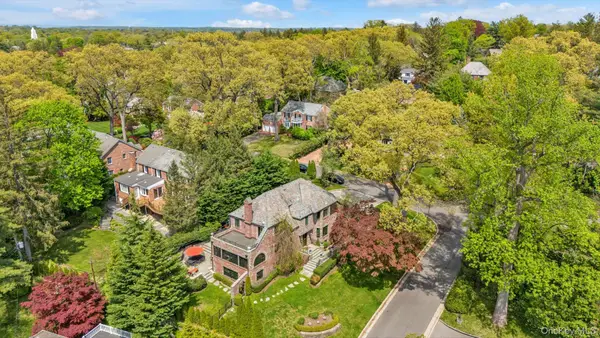 183 Mill Spring Road, Manhasset, NY 11030