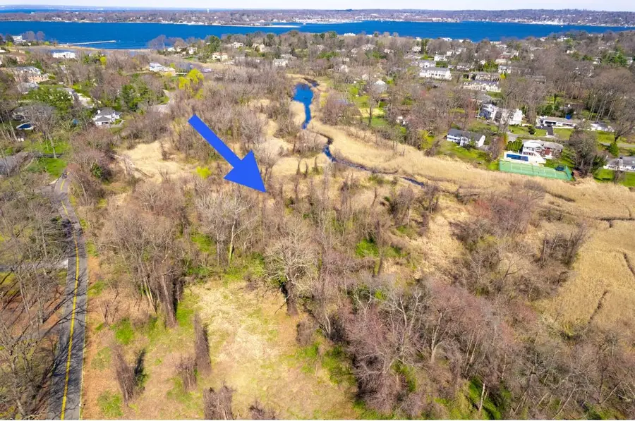 1 B Split Rock Drive, Great Neck, NY 11024 - Image #3