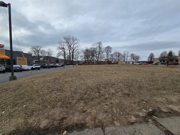 102 S Robinson Avenue, Newburgh, NY 12550