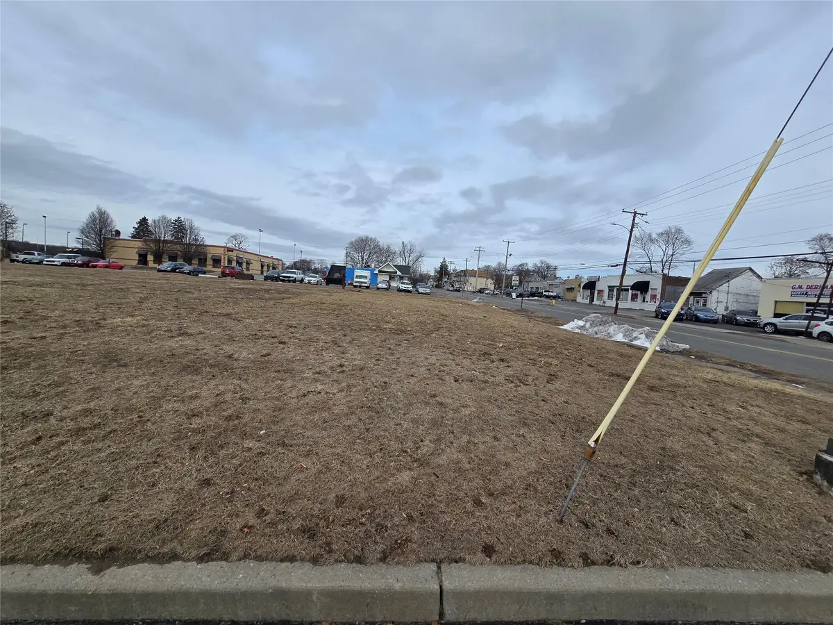 106 S Robinson Avenue, Newburgh, NY 12550 - Image #1