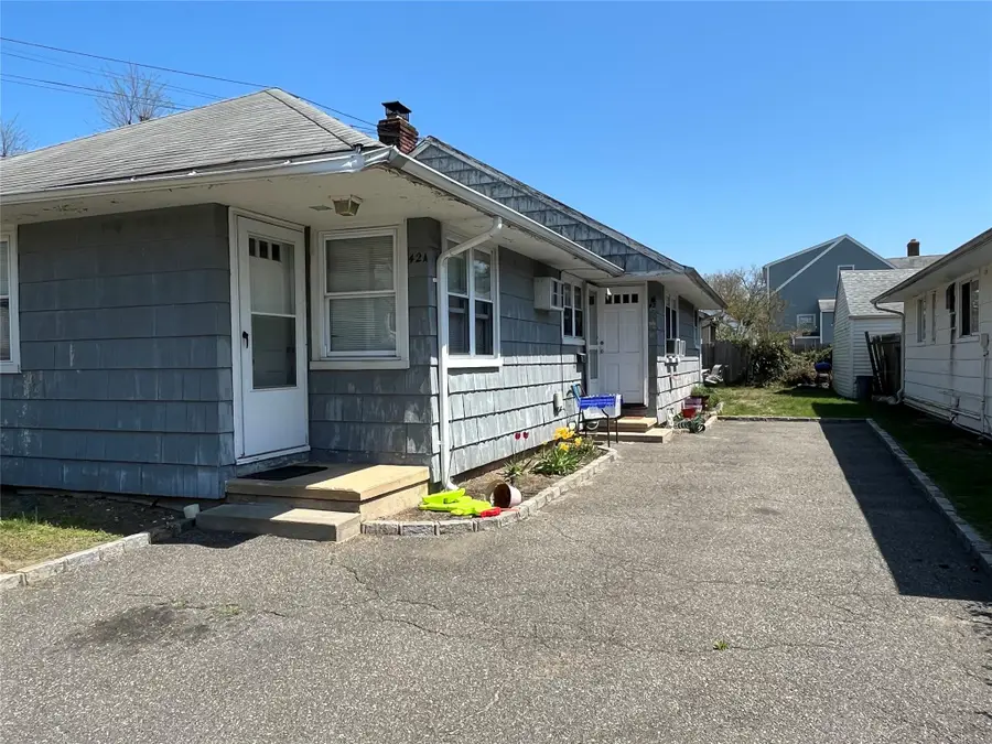 42 Firwood Road, Port Washington, NY 11050 - Image #2