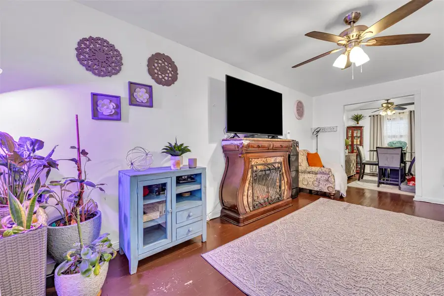 4059 Paulding Avenue, Bronx, NY 10466 - Image #2