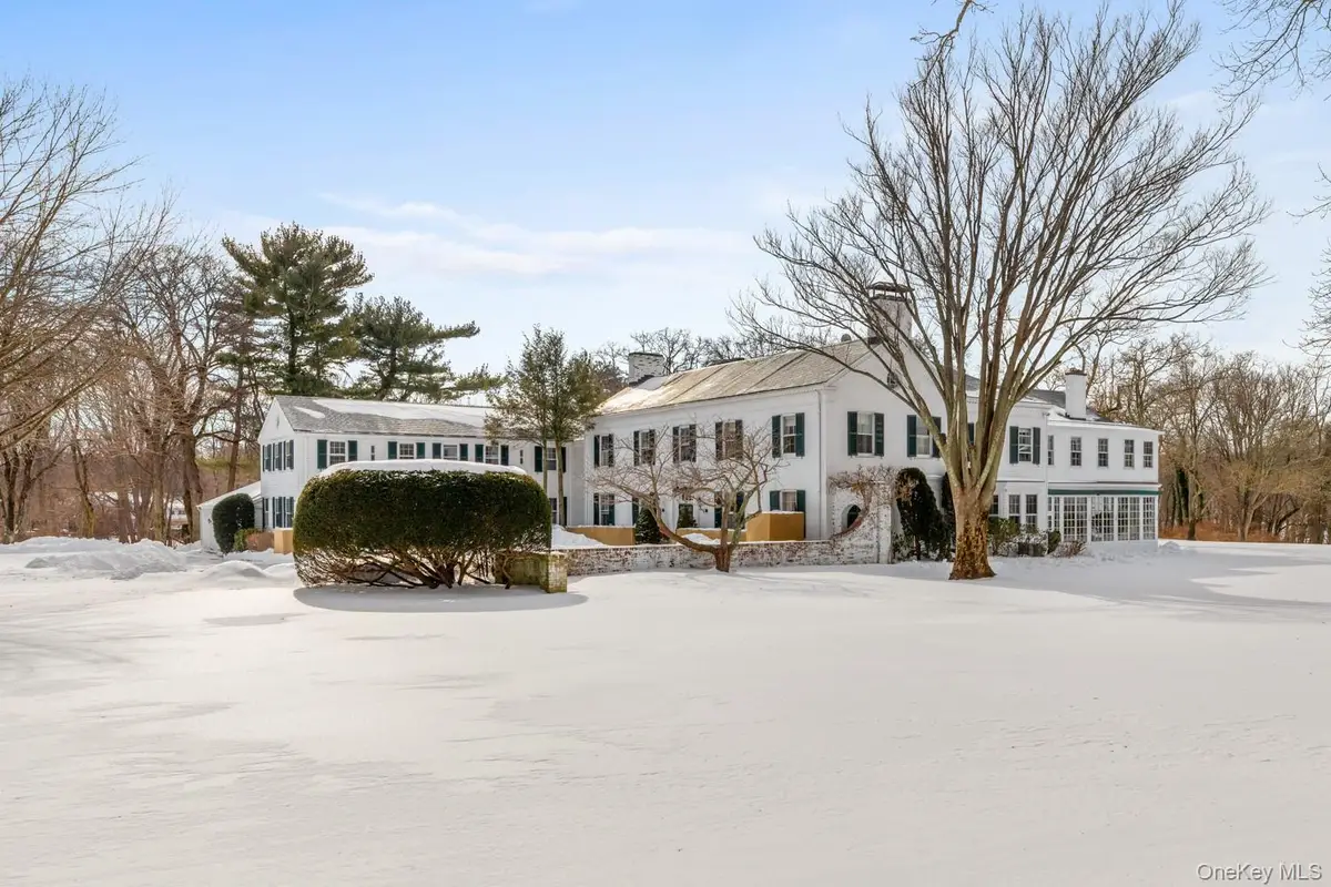 10 Lands End Road, Locust Valley, NY 11560 - #1