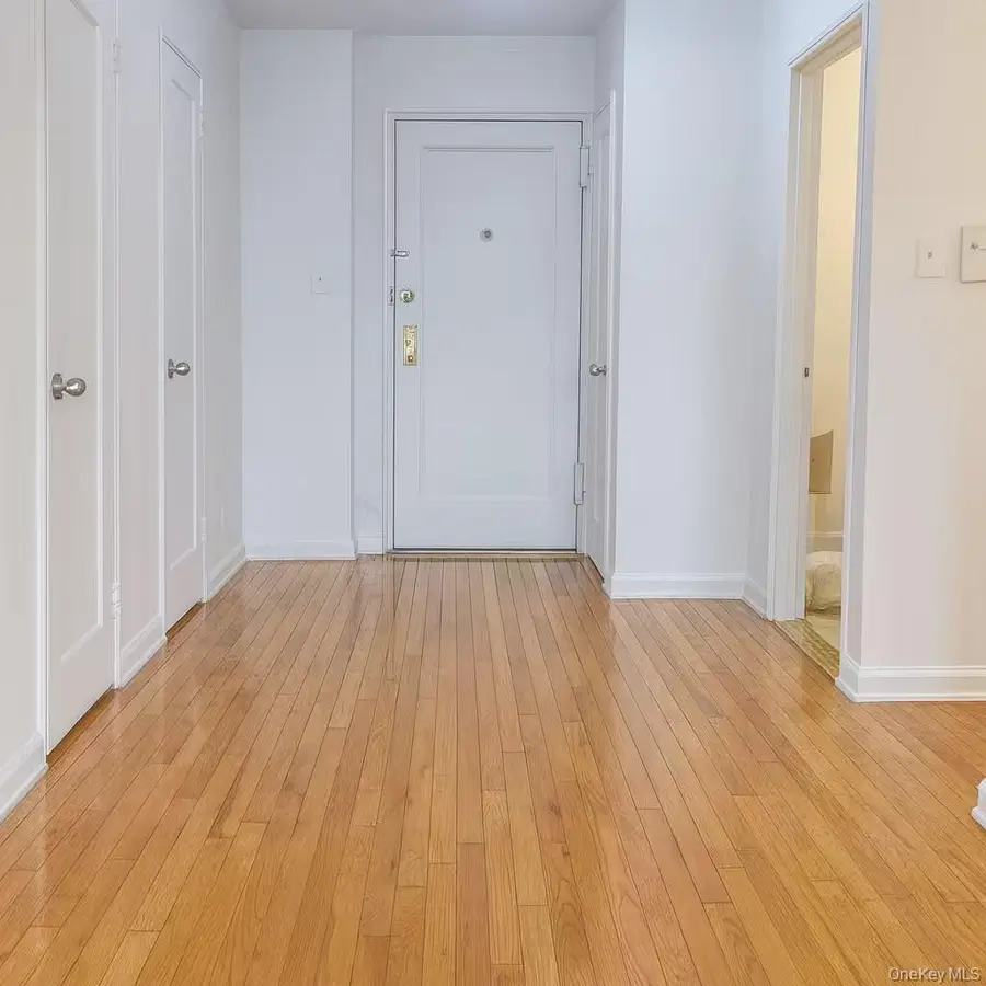 139-09 84th Drive #307, Briarwood, NY 11435 - Image #2