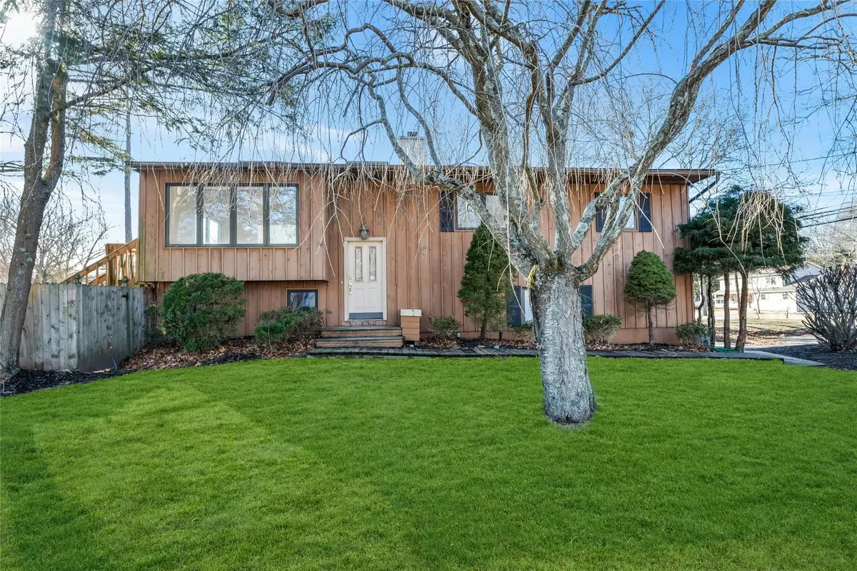 34 John Street, Shoreham, NY 11786 - Image #1