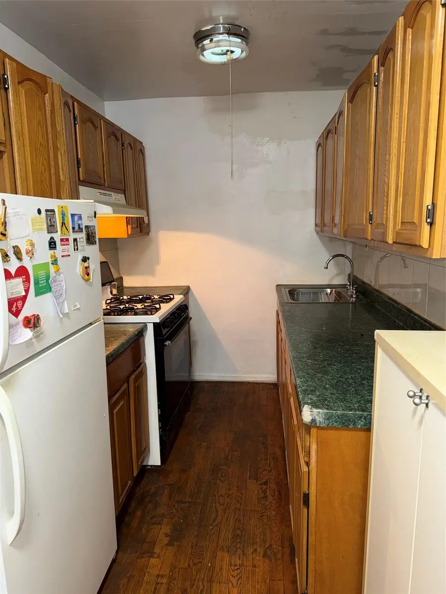 42-04 Layton Street #311, Elmhurst, NY 11373 - Image #2