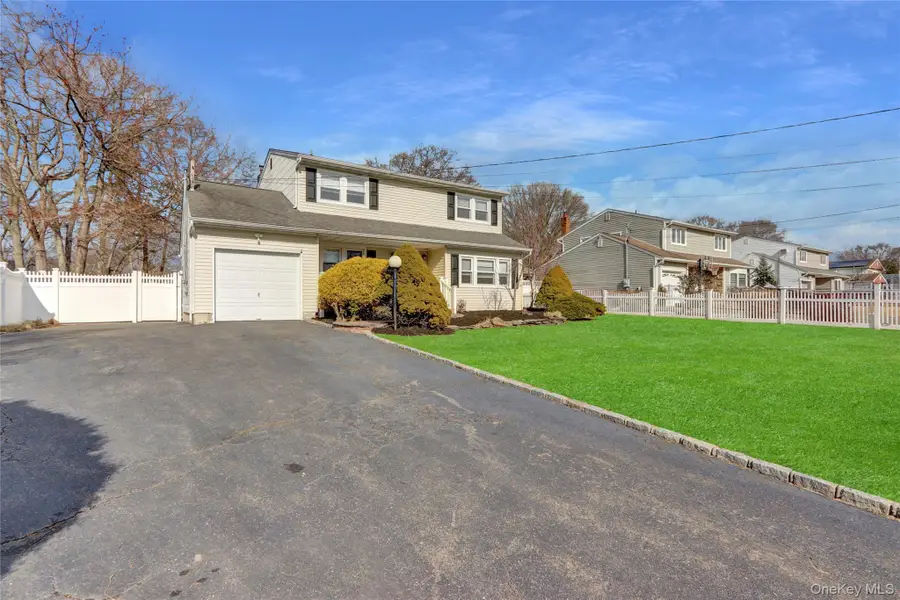 475 Joan Street, Ronkonkoma, NY 11779 - Image #2