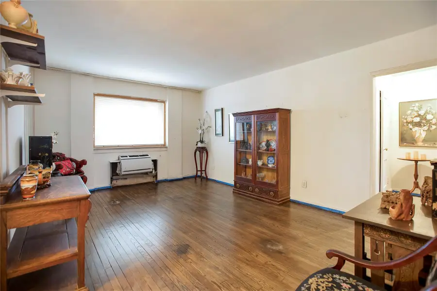 88-31 Shore Parkway #29, Howard Beach, NY 11414 - Image #3