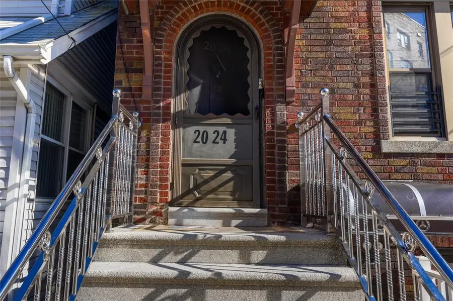 2024 Continental Avenue, Bronx, NY 10461 - Image #2