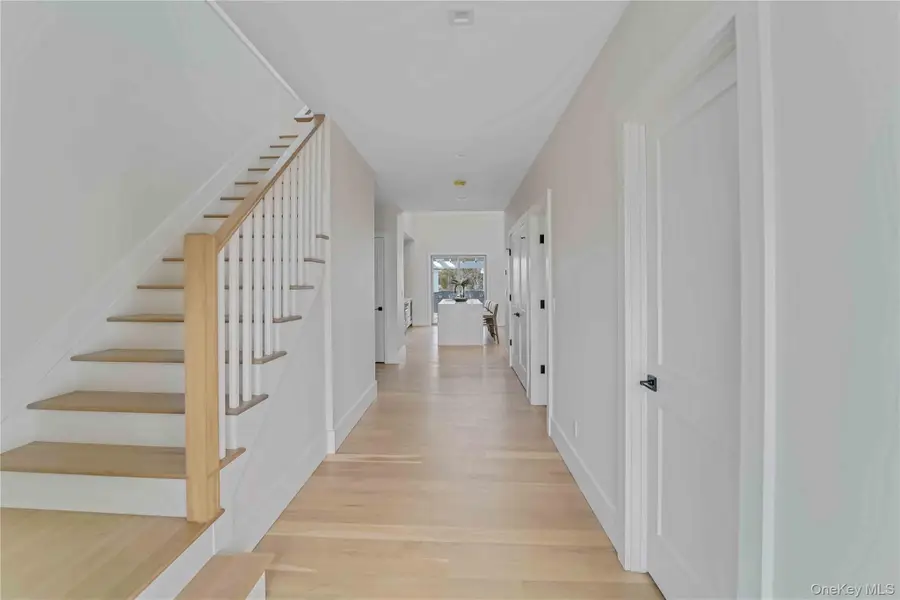 12 Depot Road #1102 (pearl Way), Westhampton Beach, NY 11978 - Image #3