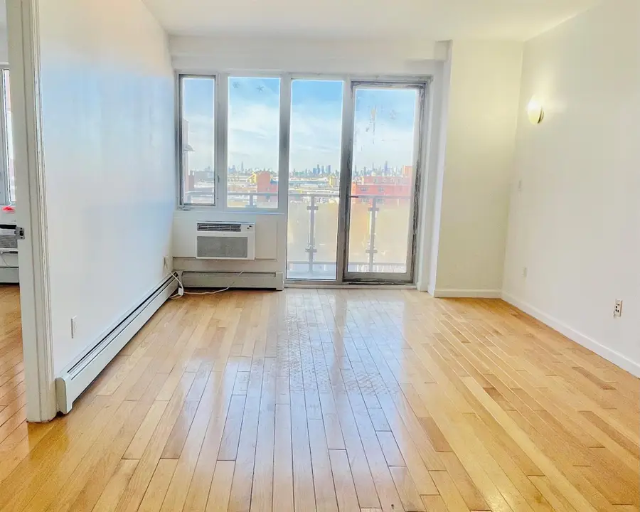 136-21 Latimer Place #6G, Flushing, NY 11354 - Image #3