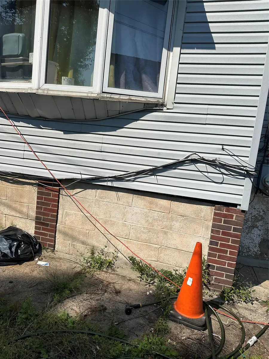 843 East 213rd Street, Bronx, NY 10467 - Image #3