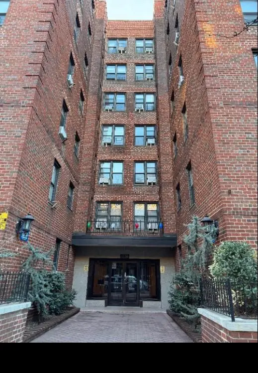 37-30 83rd Street #2M, Jackson Heights, NY 11372 - Image #1
