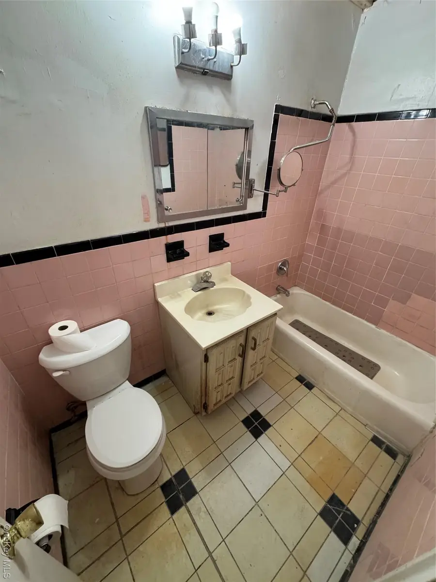 100 S Ocean Avenue #3m, Freeport, NY 11520 - Image #2