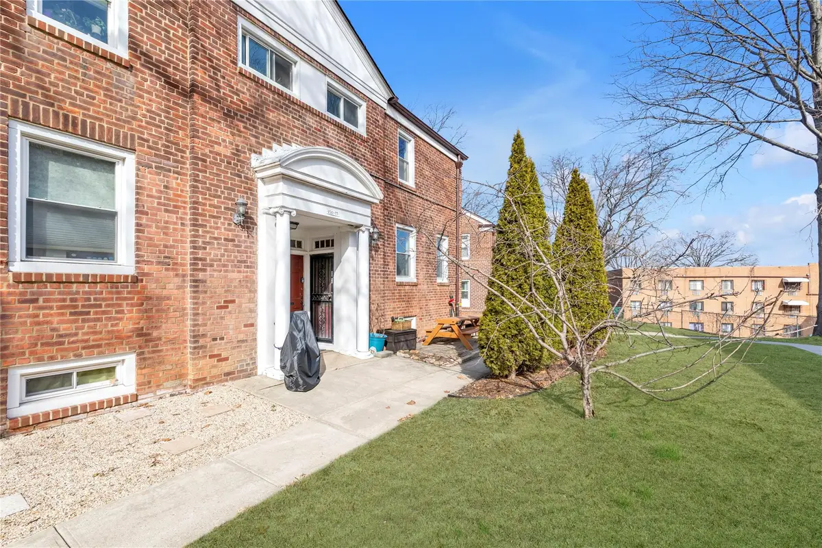 150-77 Village Road #59D, Jamaica, NY 11432 - Image #1