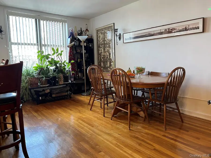 1425 Thieriot Avenue #5L, Bronx, NY 10460 - Image #3