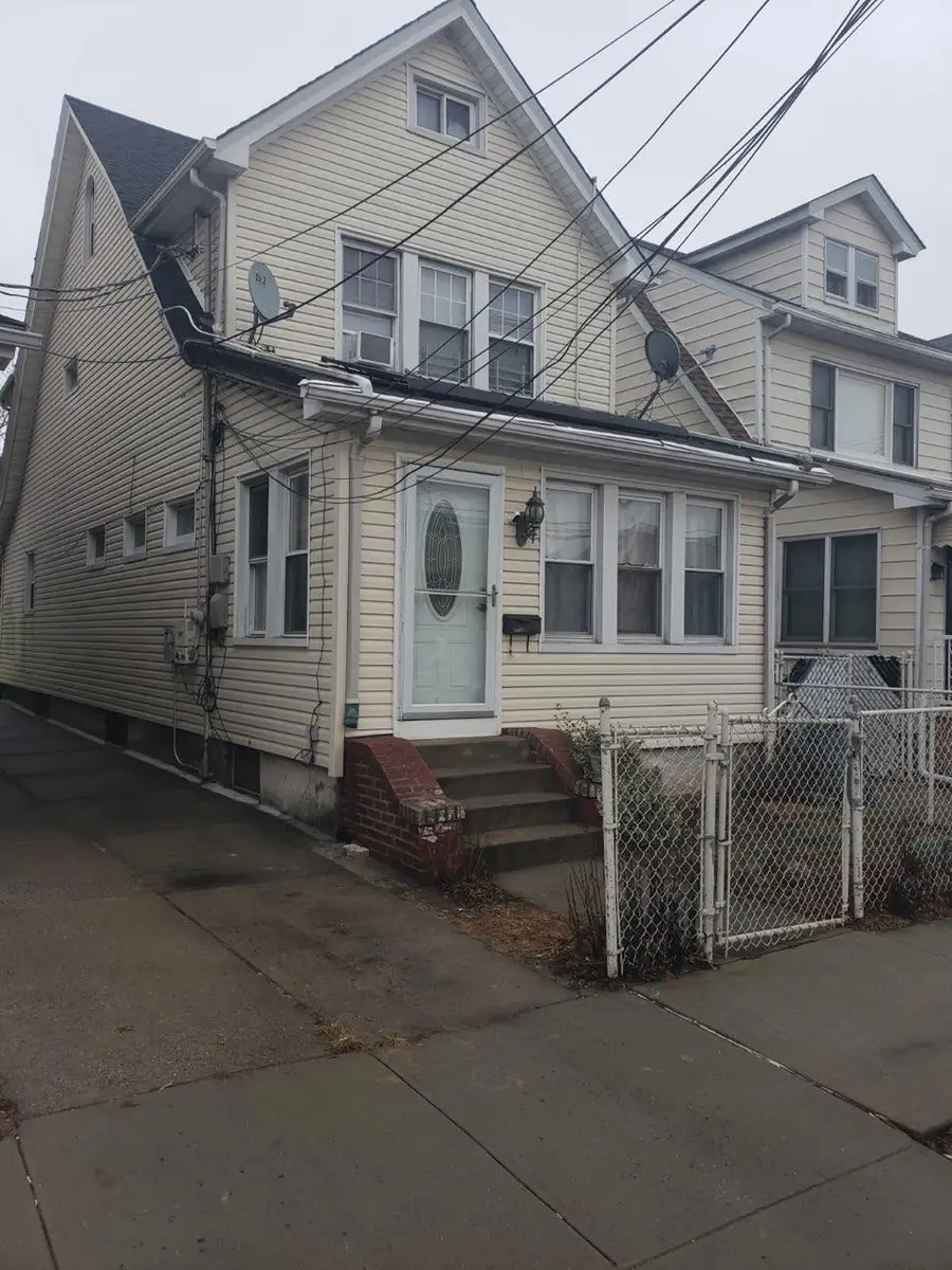 116-39 192nd, Saint Albans, NY 11412 - Image #2