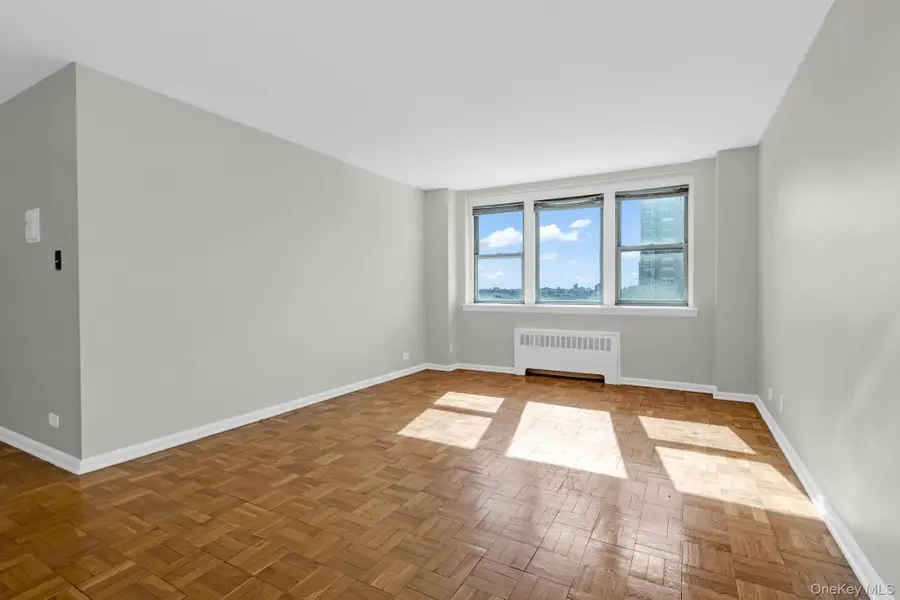 60 Knolls Crescent #6L, Bronx, NY 10463 - Image #3