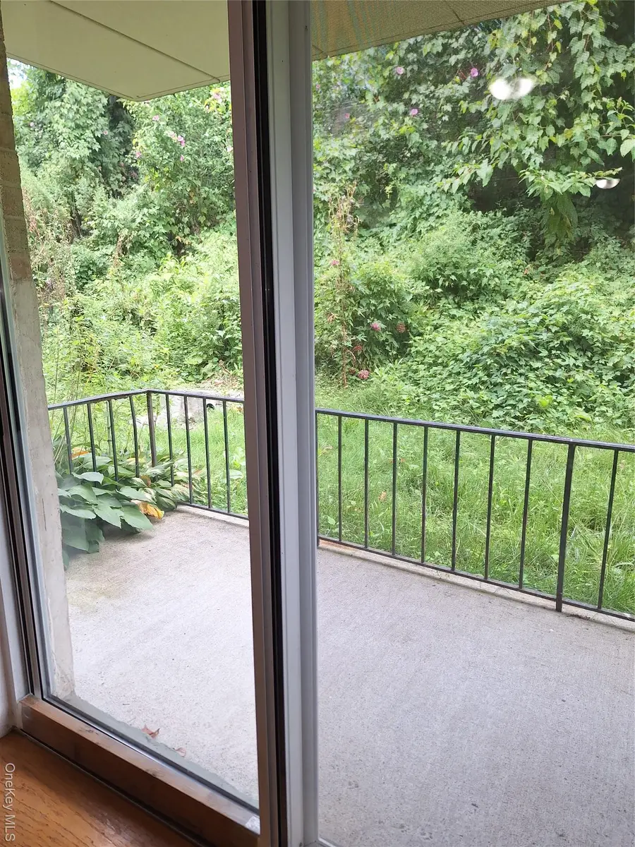 2035 Central Park Ave #1S, Yonkers, NY 10710 - Image #3