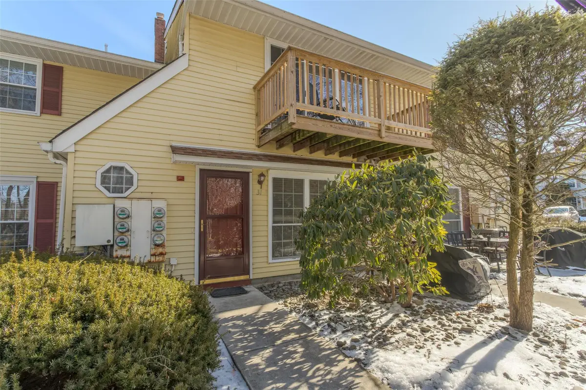 31 Homestead Village Drive, Warwick, NY 10990 - Image #1