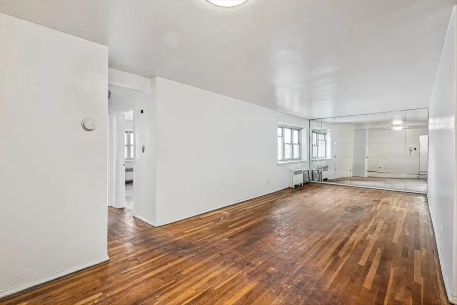 144-55 Melbourne Avenue #4A, Flushing, NY 11367 - Image #3