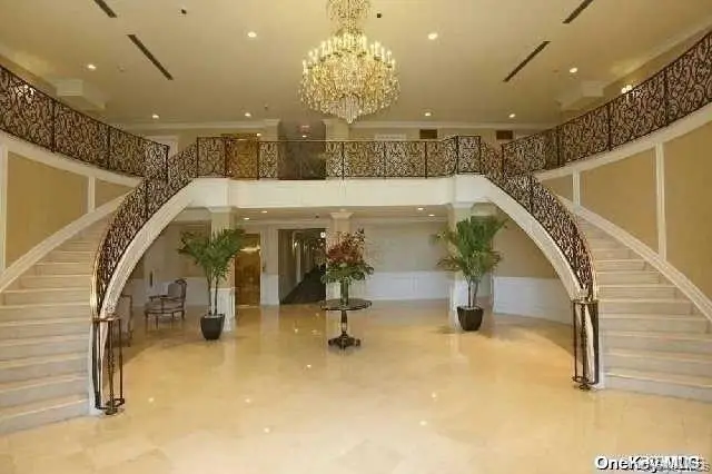 260 Central #135, Lawrence, NY 11559 - Image #2