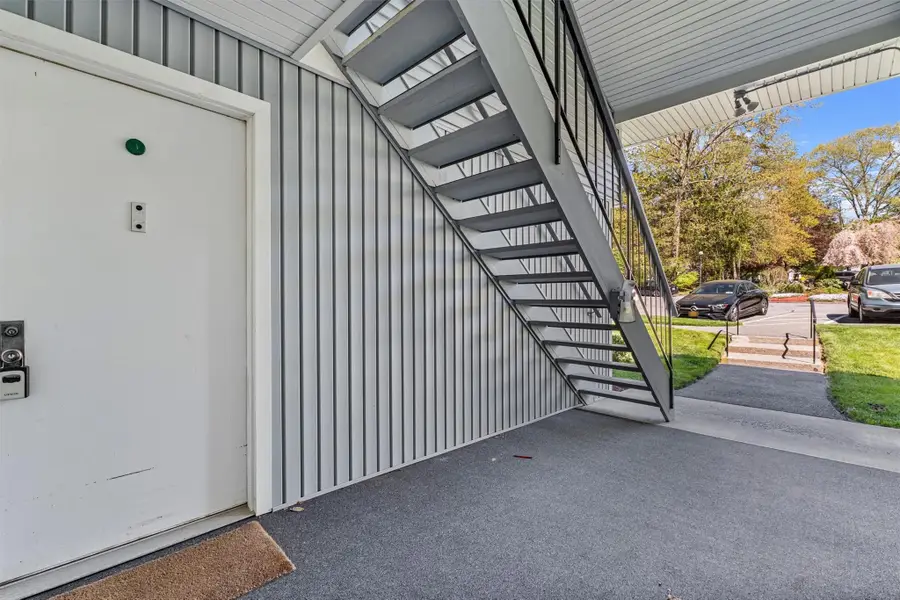 156 Carriage Court #G, Yorktown Heights, NY 10598 - Image #3