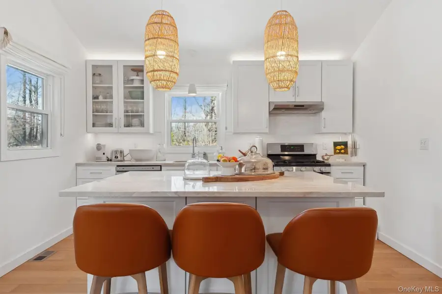 73 Charla Drive, Southampton, NY 11968 - Image #2