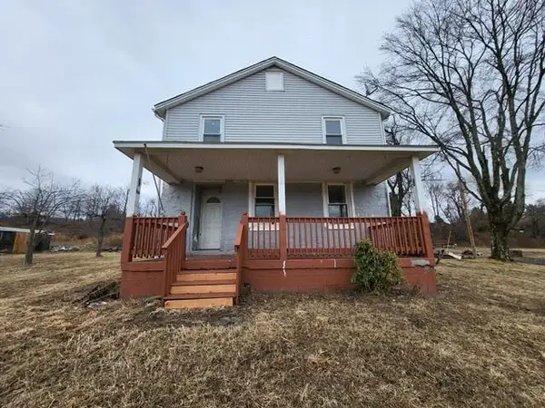 12 Hampton Road, Marlboro, NY 12542