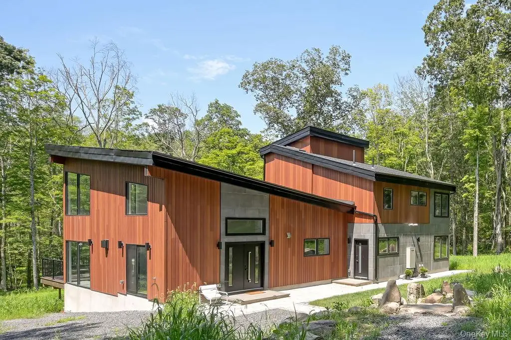 30 Narrow Road, Kingston, NY 12401 - Image #1