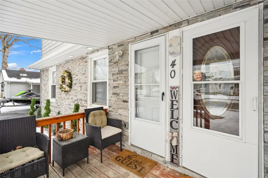40 Sherman Avenue, West Islip, NY 11795 - Image #3