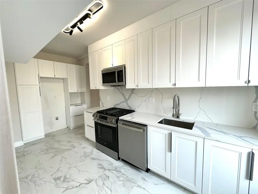 221 W 82nd Street #7B, New York, NY 10024 - Image #3