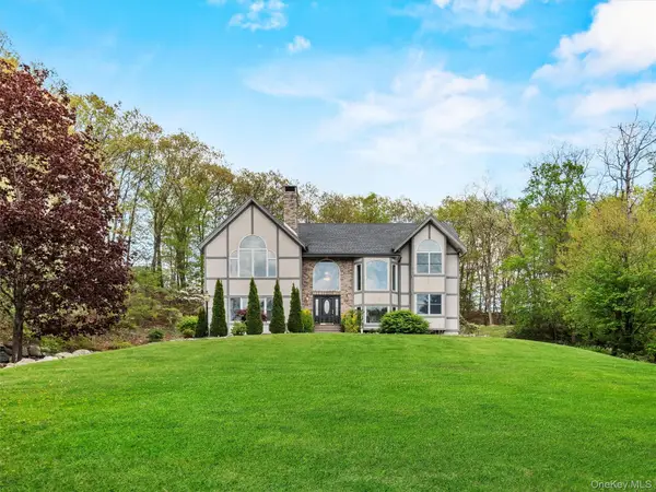 24 Table Rock Road, Tuxedo Park, NY 10987