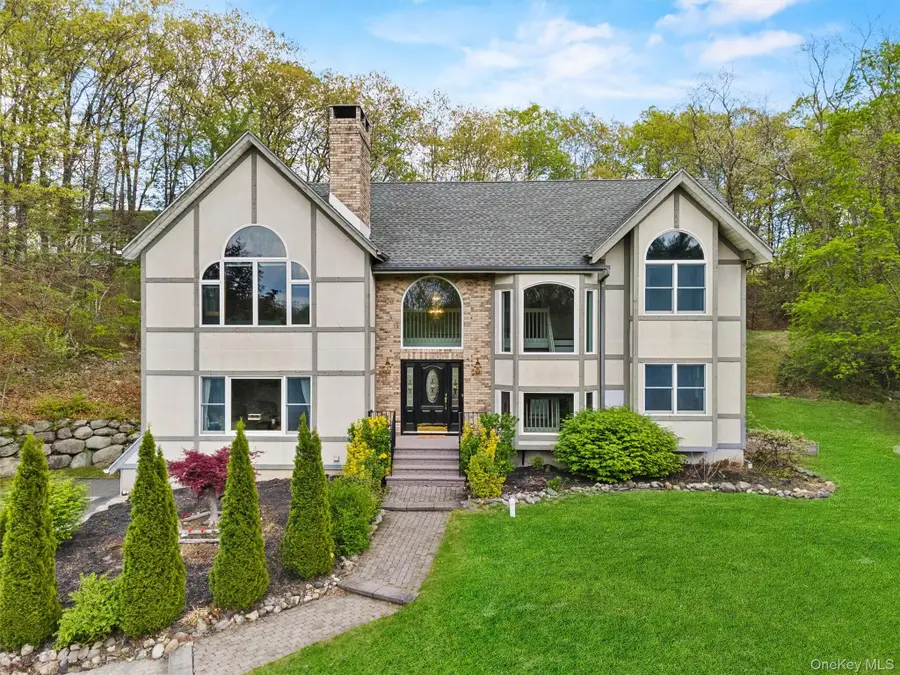 24 Table Rock Road, Tuxedo Park, NY 10987 - Image #2