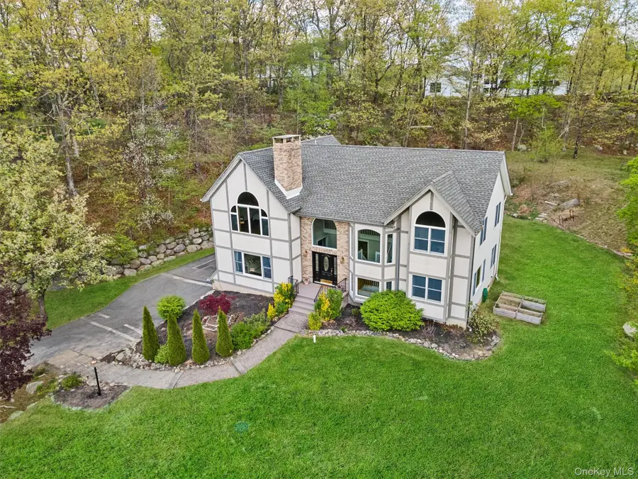 24 Table Rock Road, Tuxedo Park, NY 10987 - Image #3