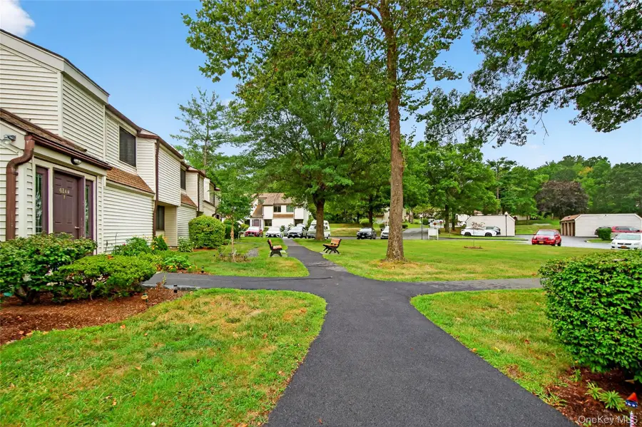 41 Jefferson Oval #B, Yorktown Heights, NY 10598 - Image #3