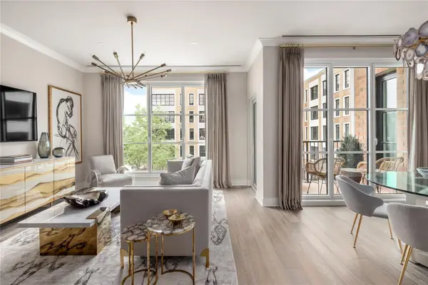 100 Garvies Point Road #1312, Glen Cove, NY 11542