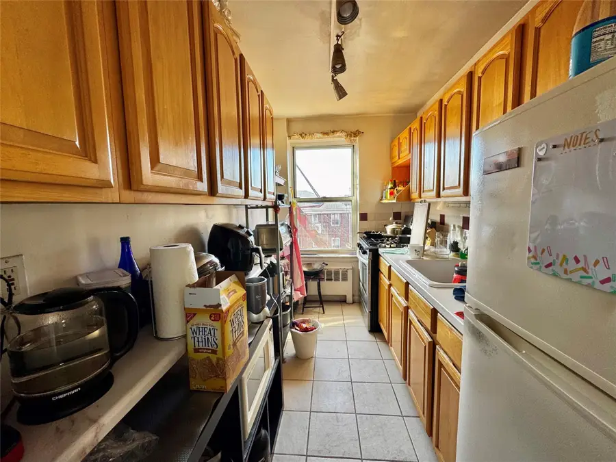 138-29 Jewel Ave #2D, Flushing, NY 11367 - Image #3