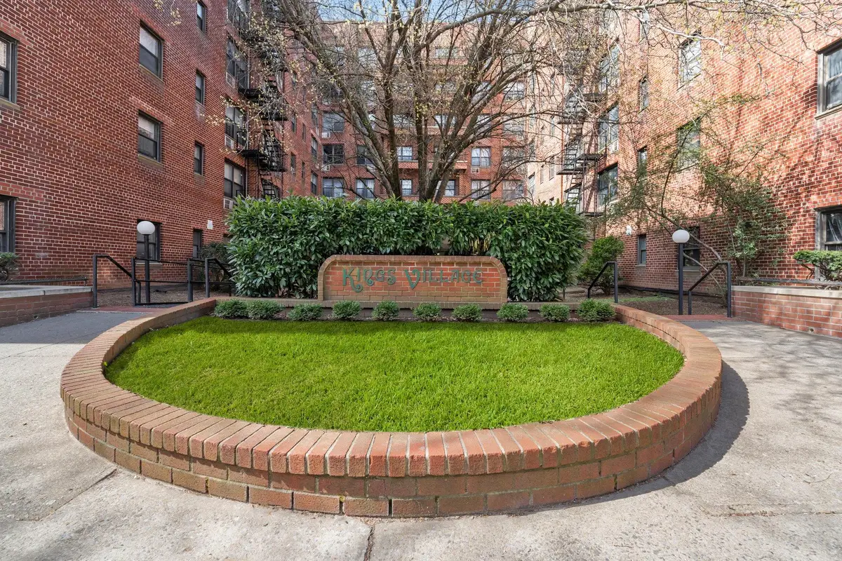 1275 E 51st Street #3Y, Brooklyn, NY 11234 - Image #1
