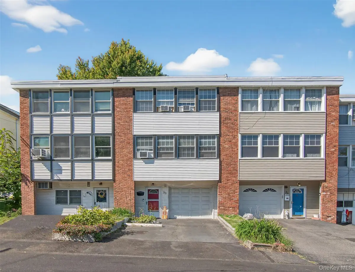 33 W Overlook Road, West Haverstraw, NY 10993 - Image #1
