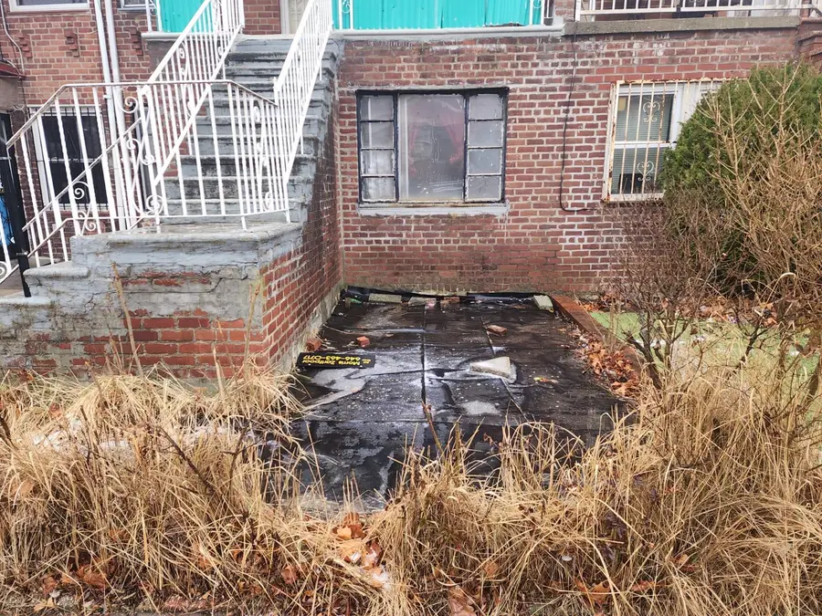 1046 E 102nd Street, Brooklyn, NY 11236 - Image #2