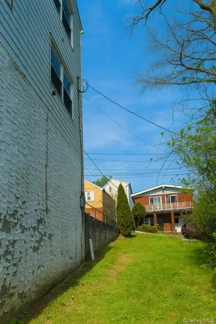 94 Patmore Avenue, Yonkers, NY 10710 - Image #3