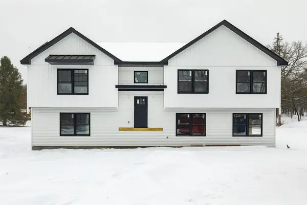 6 Corine Drive, Poughkeepsie, NY 12601