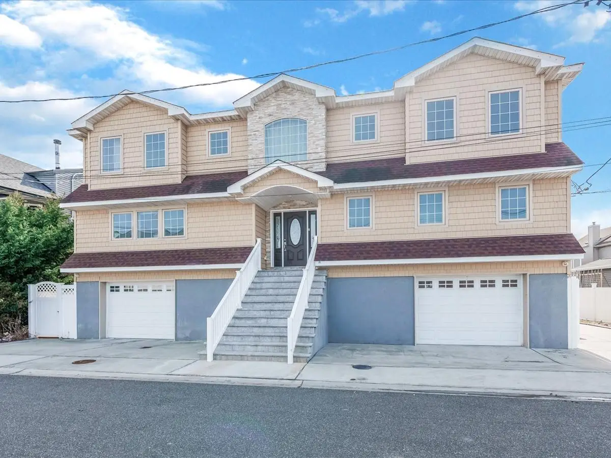 3570 Plover Place, Seaford, NY 11783 - Image #1