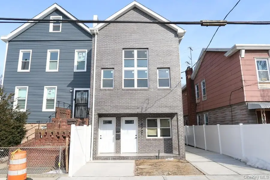 9521 89th St, Ozone Park, NY 11416 - Image #1
