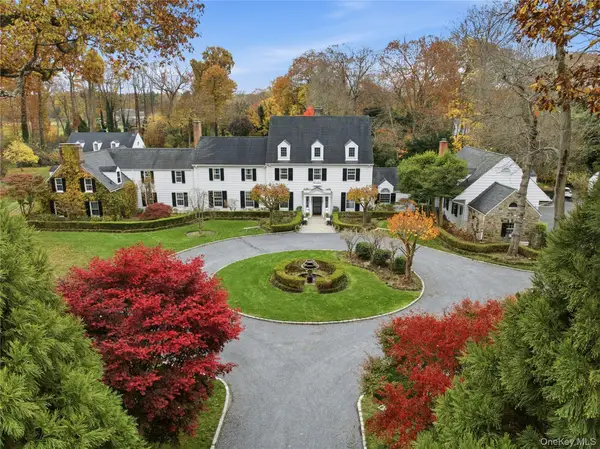 8 Stonegate Lane, Old Brookville, NY 11545