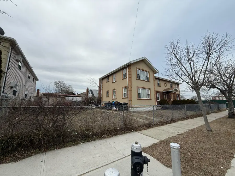 155-20 132 Avenue, Jamaica, NY 11434 - Image #2